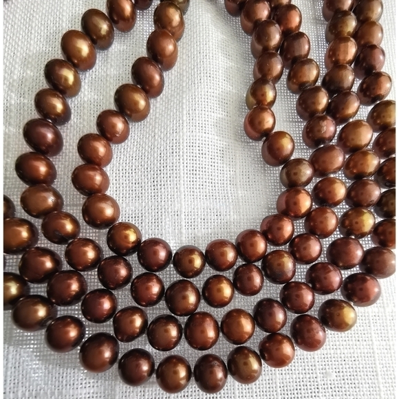 Genuine cognac brown freshwater pearl rope necklace 64" 🆕 - Picture 3 of 3